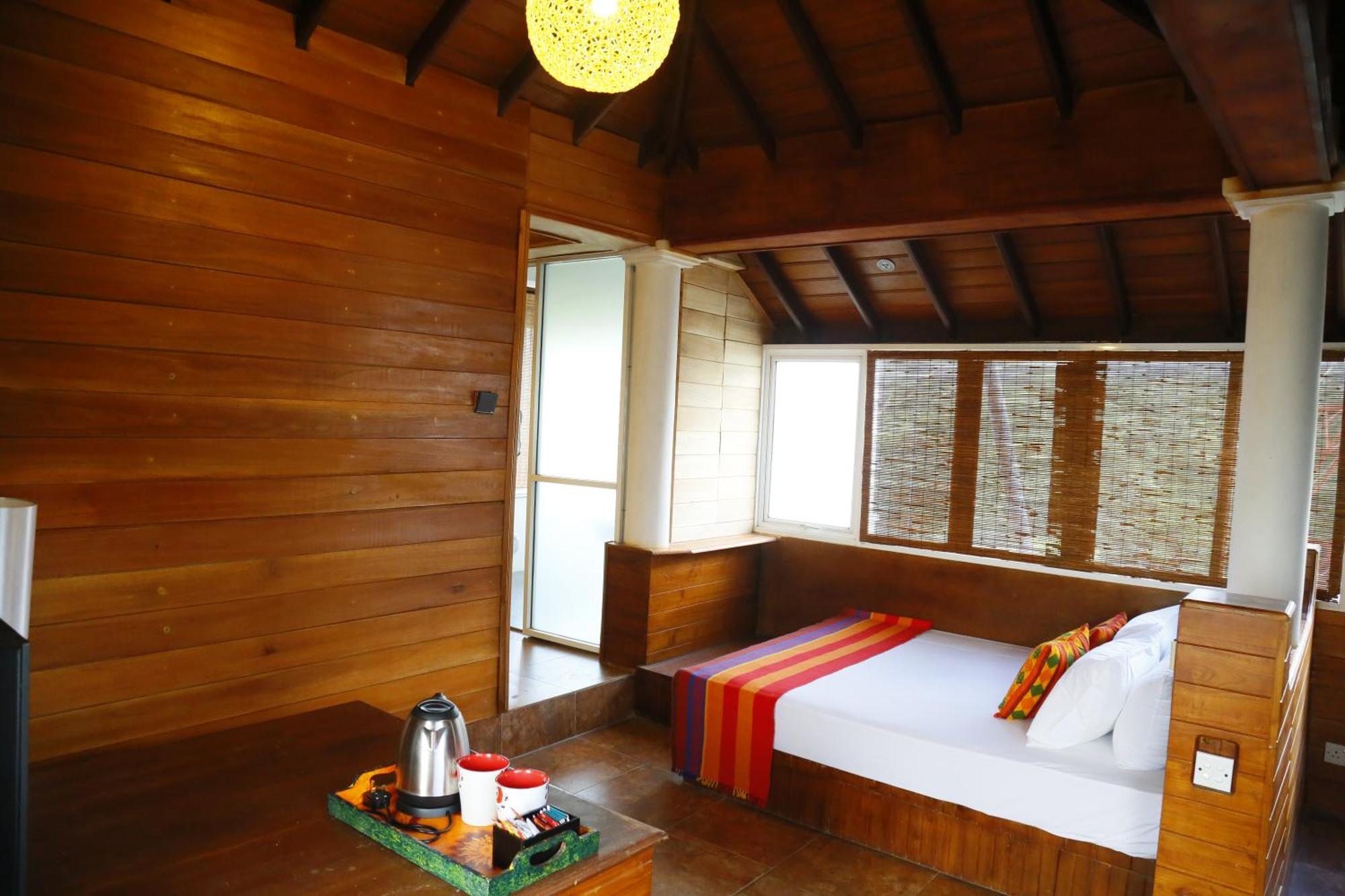 Crown Hills Kandy Inn Zewnętrze zdjęcie
